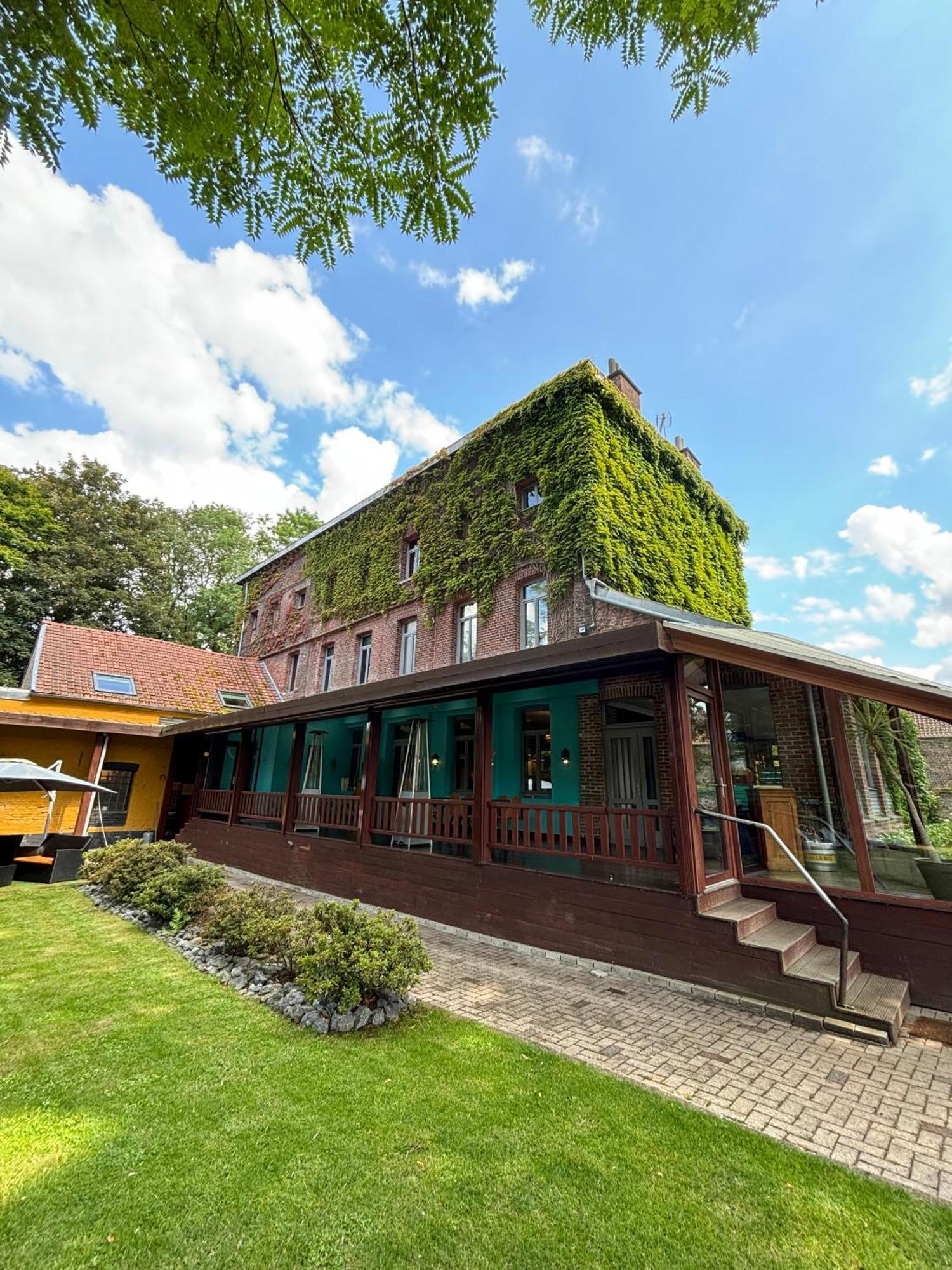 Logis Hotel-Restaurant - Le Moulin D'Artres Dış mekan fotoğraf