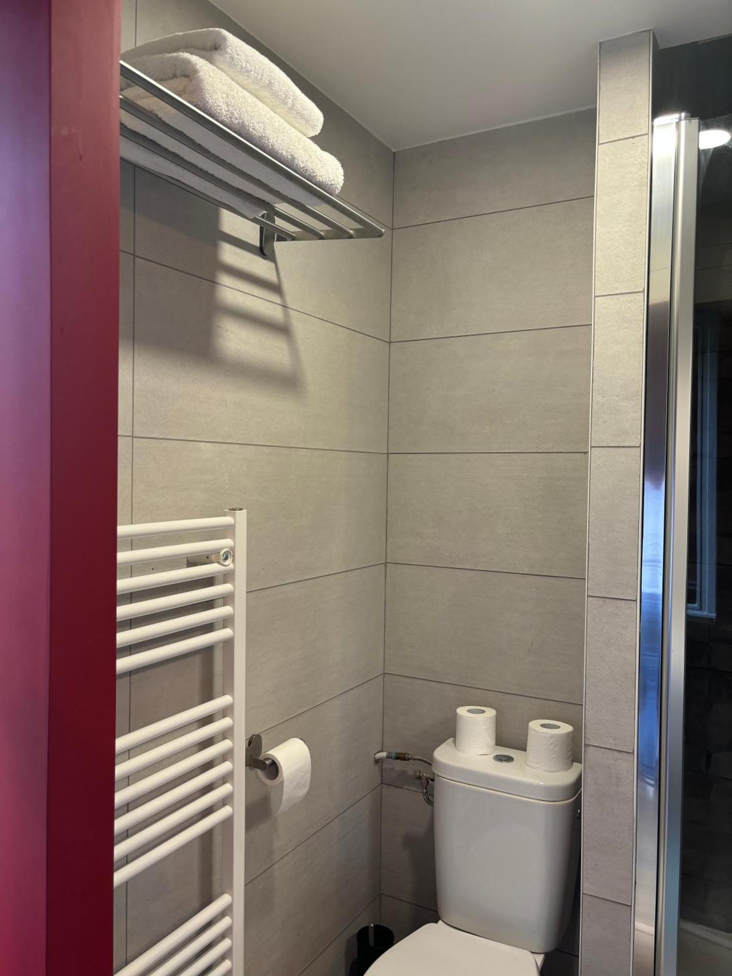 Logis Hotel-Restaurant - Le Moulin D'Artres Dış mekan fotoğraf