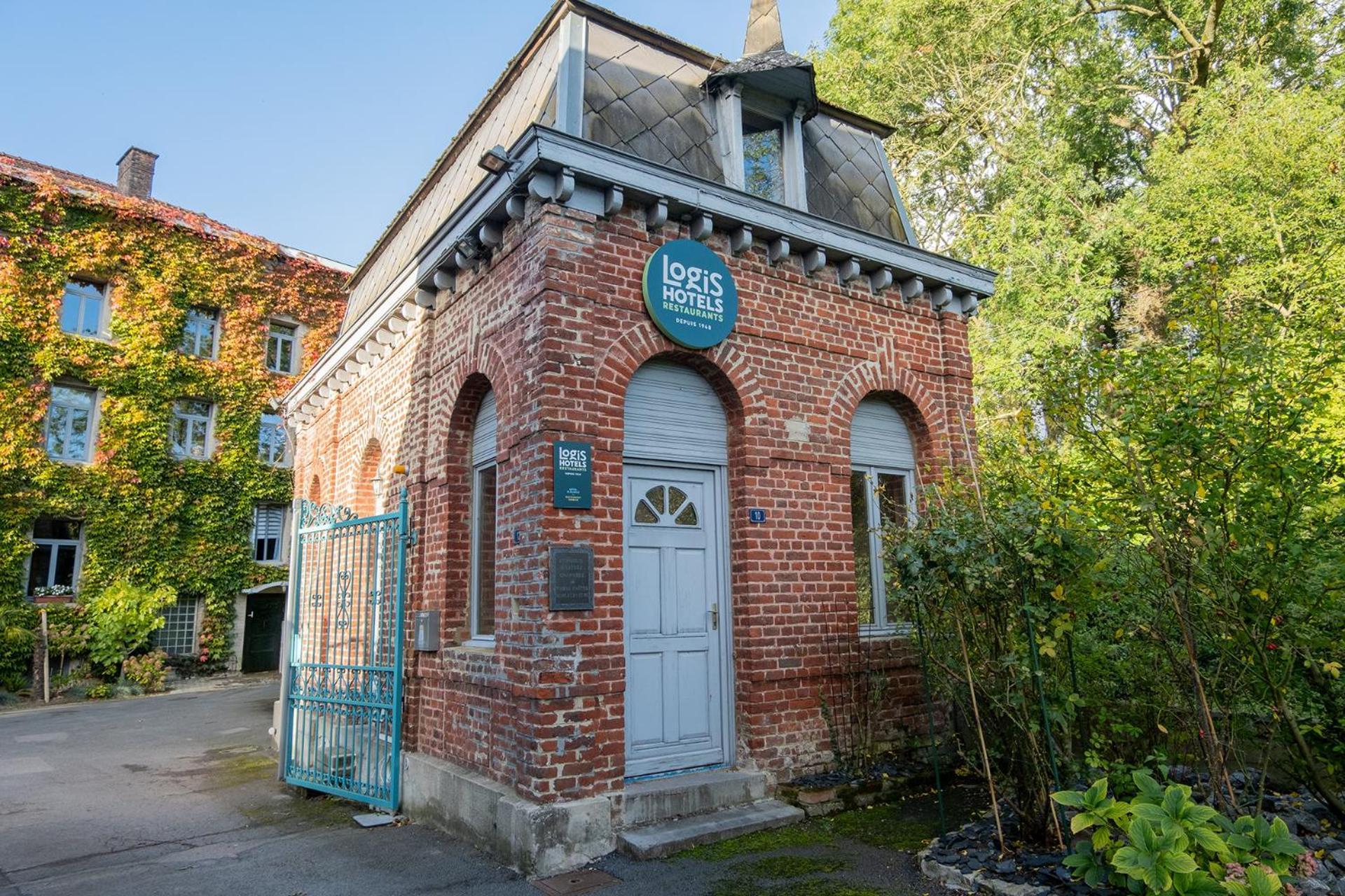 Logis Hotel-Restaurant - Le Moulin D'Artres Dış mekan fotoğraf